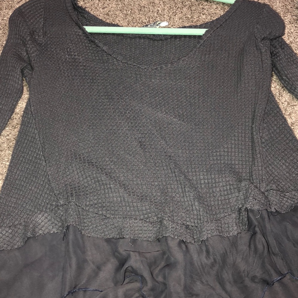 Grey long sleeve shirt